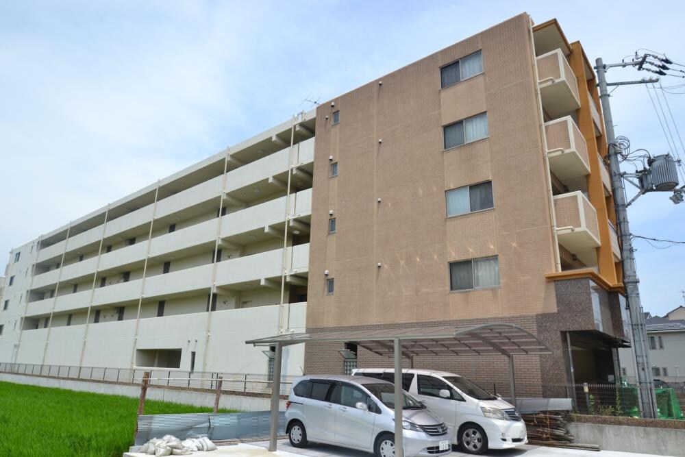 シエテ南塚口の物件外観写真