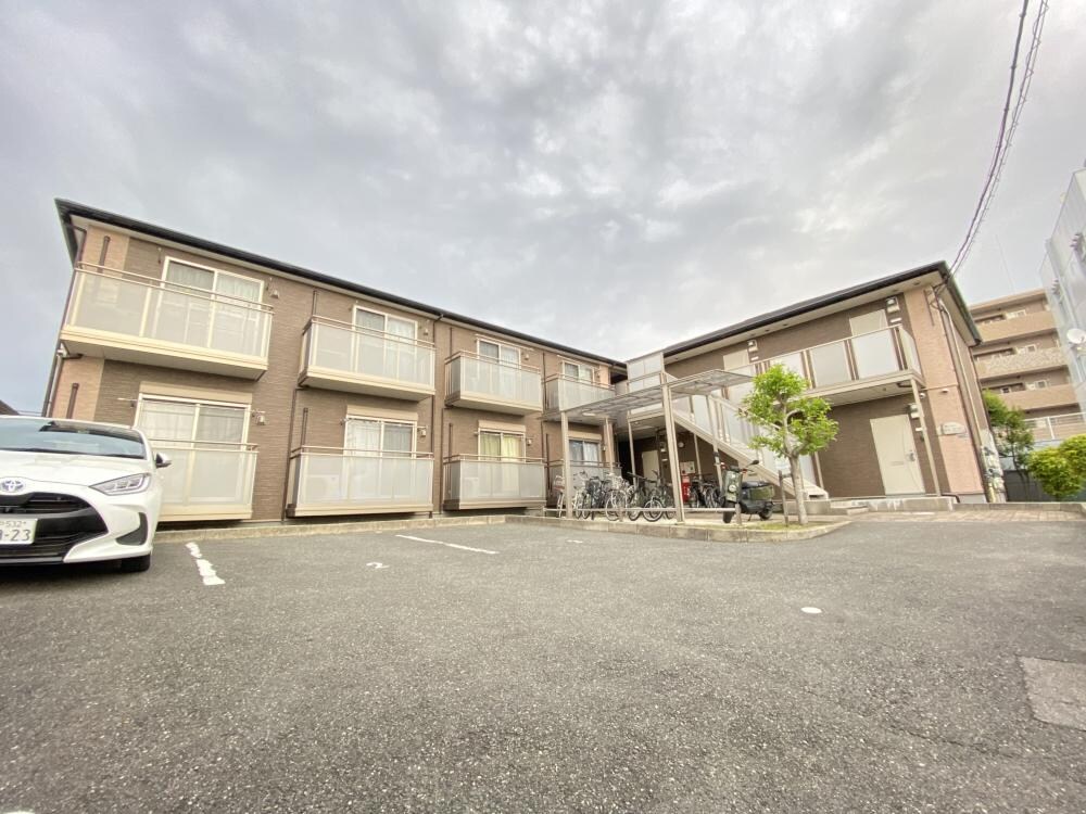 HAL仁川の物件外観写真