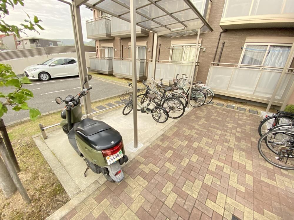 HAL仁川の物件外観写真