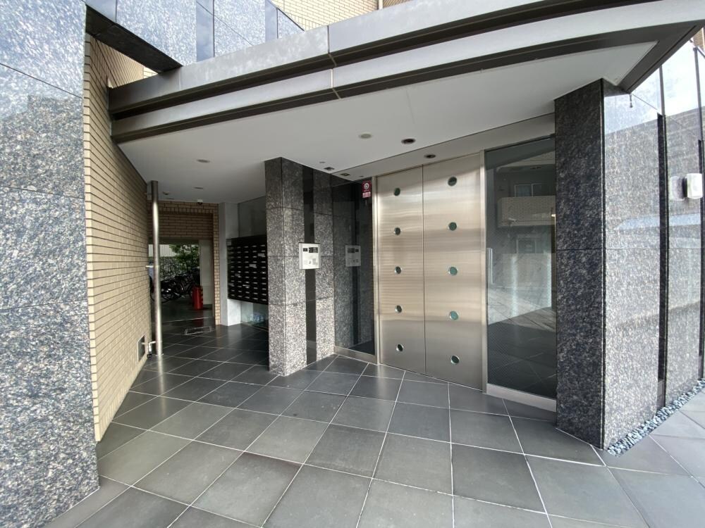 グレース門戸荘2の物件外観写真