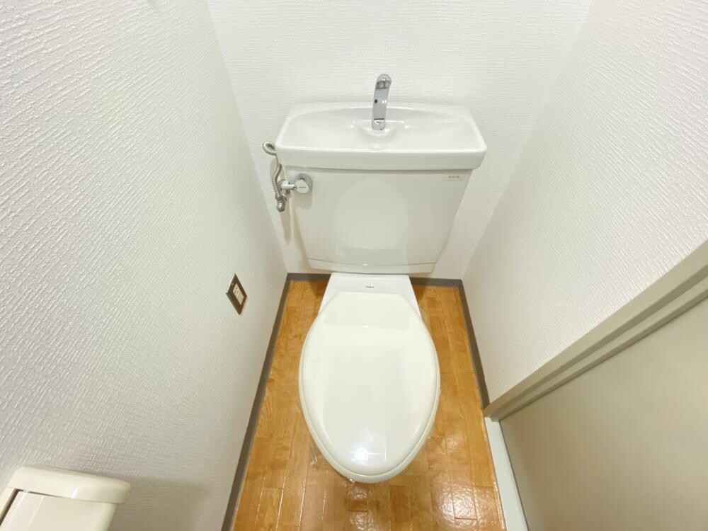 シェリール苦楽園1の物件内観写真