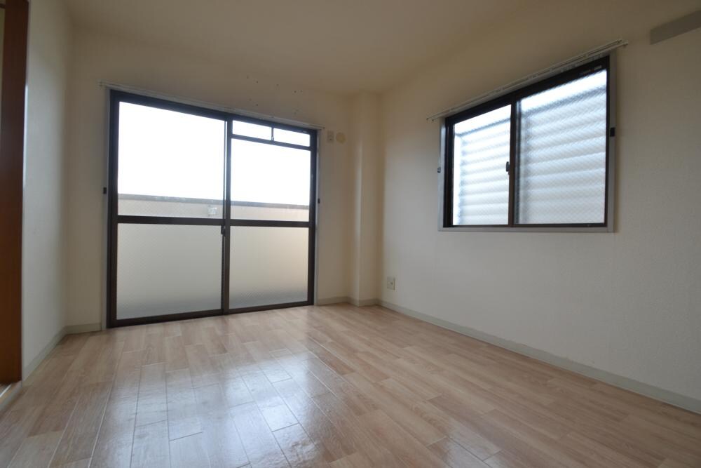 グリュックミリオンベルの物件内観写真