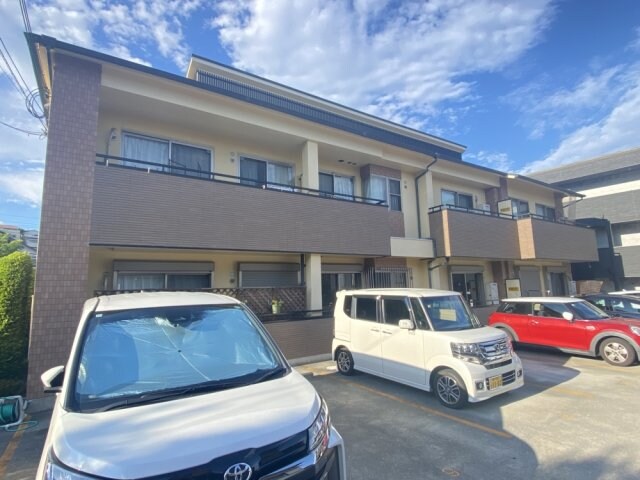 コンフォートプレイスの物件外観写真