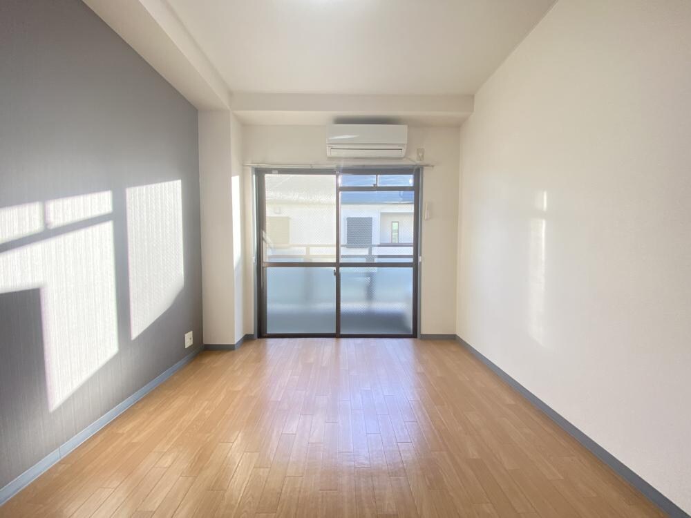 ハイツエリーゼの物件内観写真