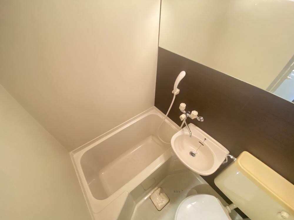 ハイツエリーゼの物件内観写真