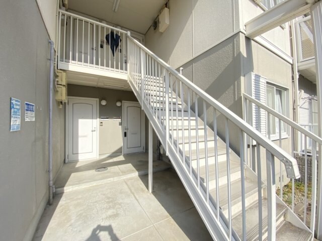 ファミール仁川2の物件外観写真