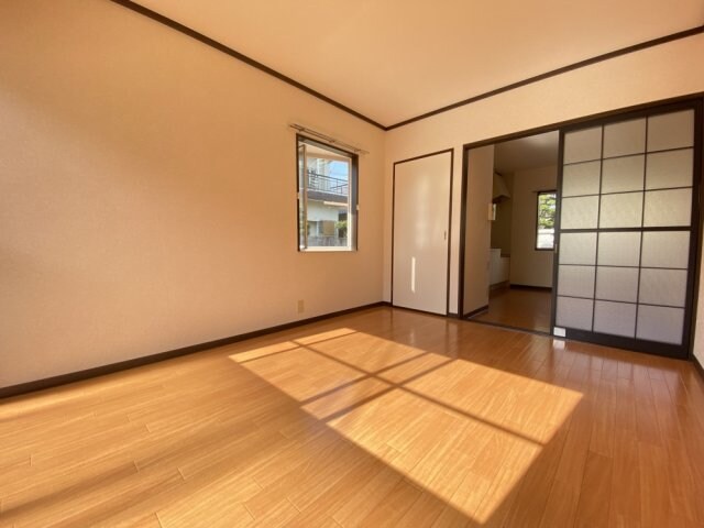 ファミール仁川2の物件内観写真