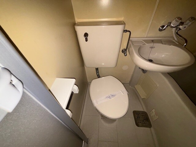 ジョイフル出屋敷の物件内観写真