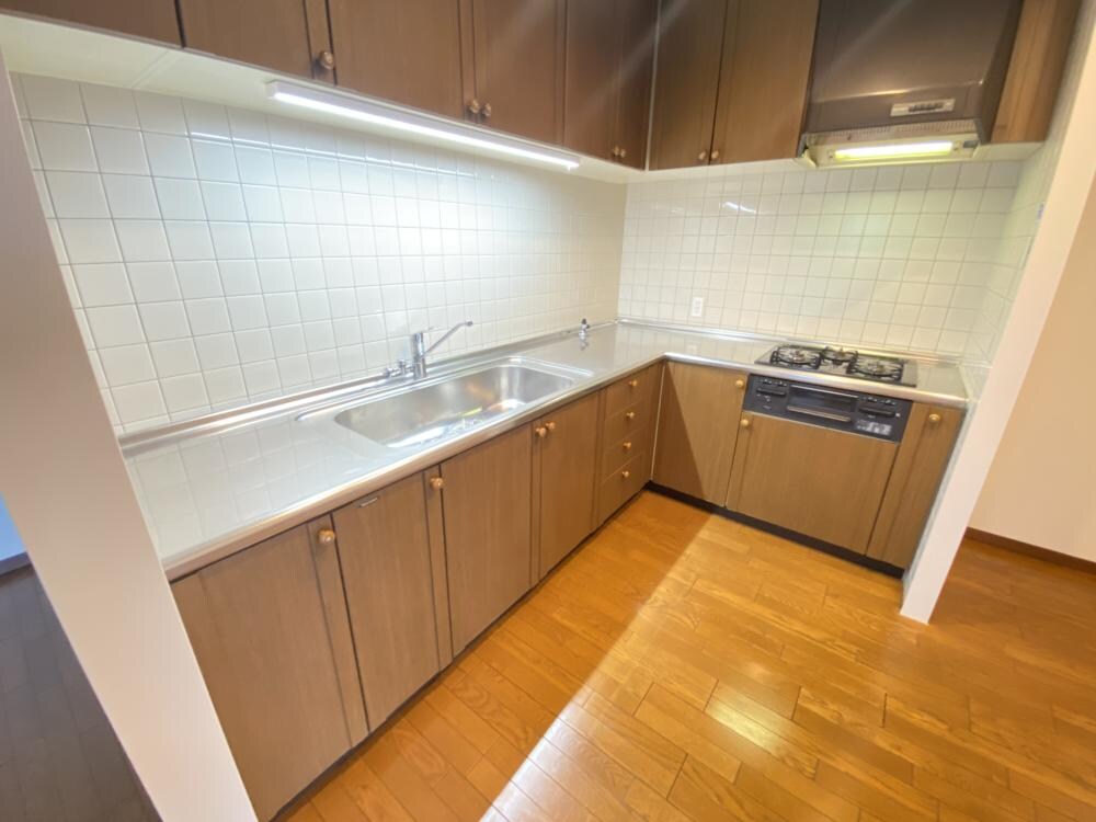 FOURM-レジデンス東園田の物件内観写真