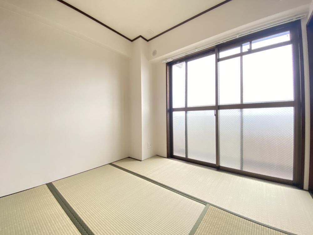 FOURM-レジデンス東園田の物件内観写真