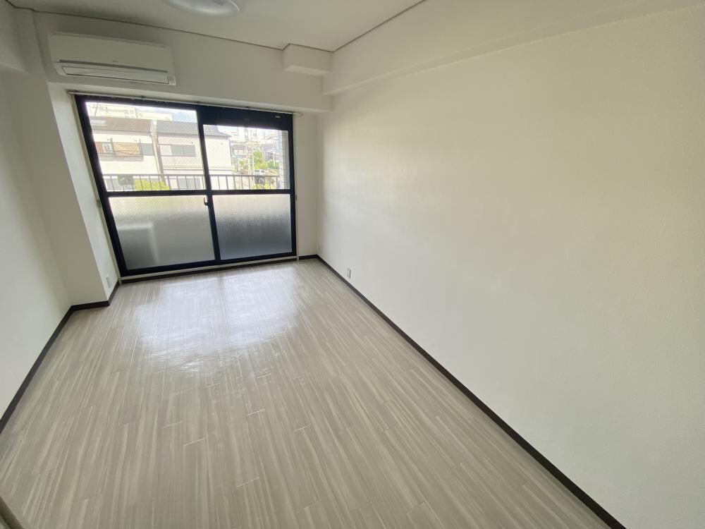 ロイヤルハイツつかしんの物件内観写真