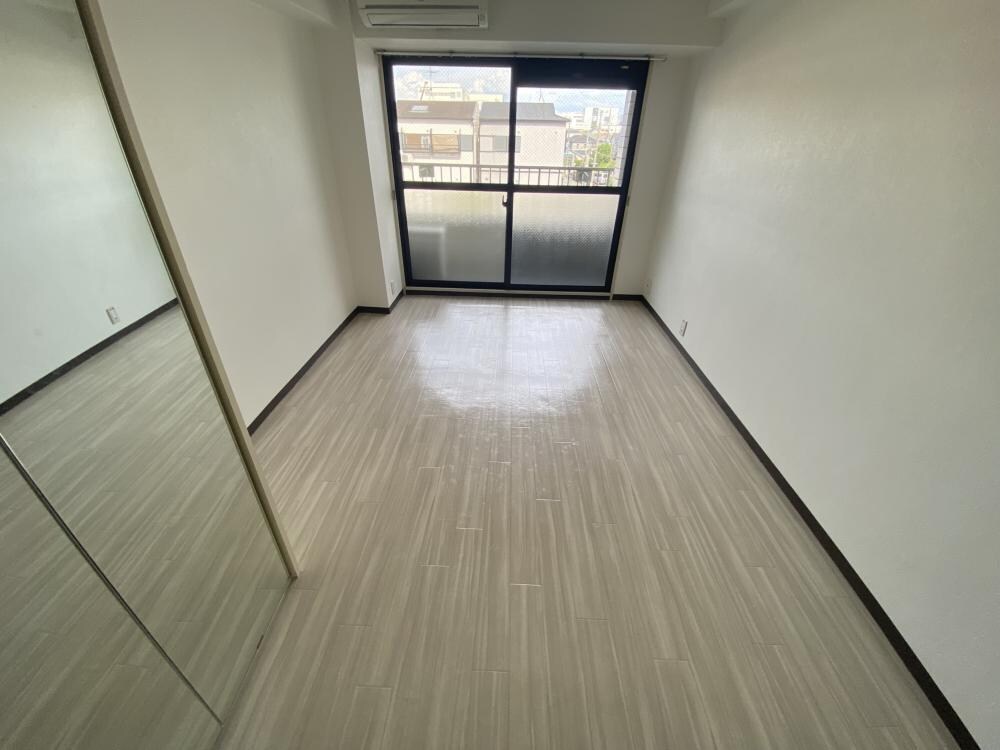 ロイヤルハイツつかしんの物件内観写真