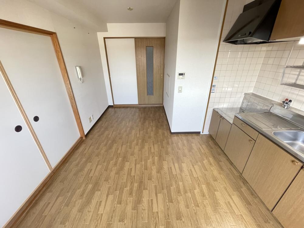 アモル甲東園の物件内観写真