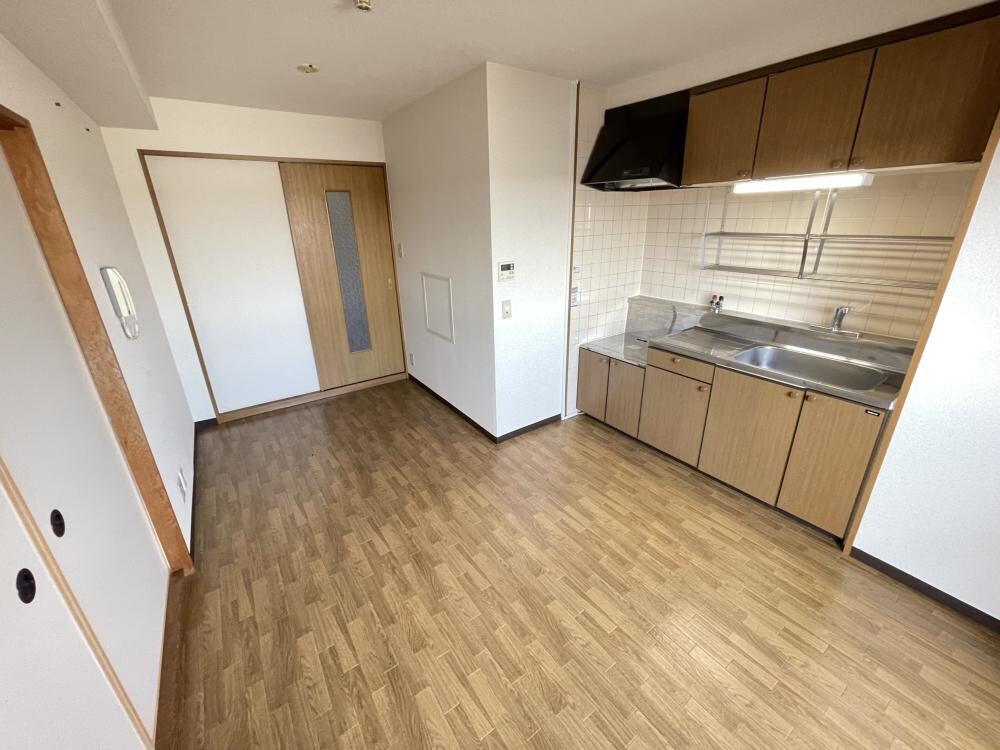 アモル甲東園の物件内観写真