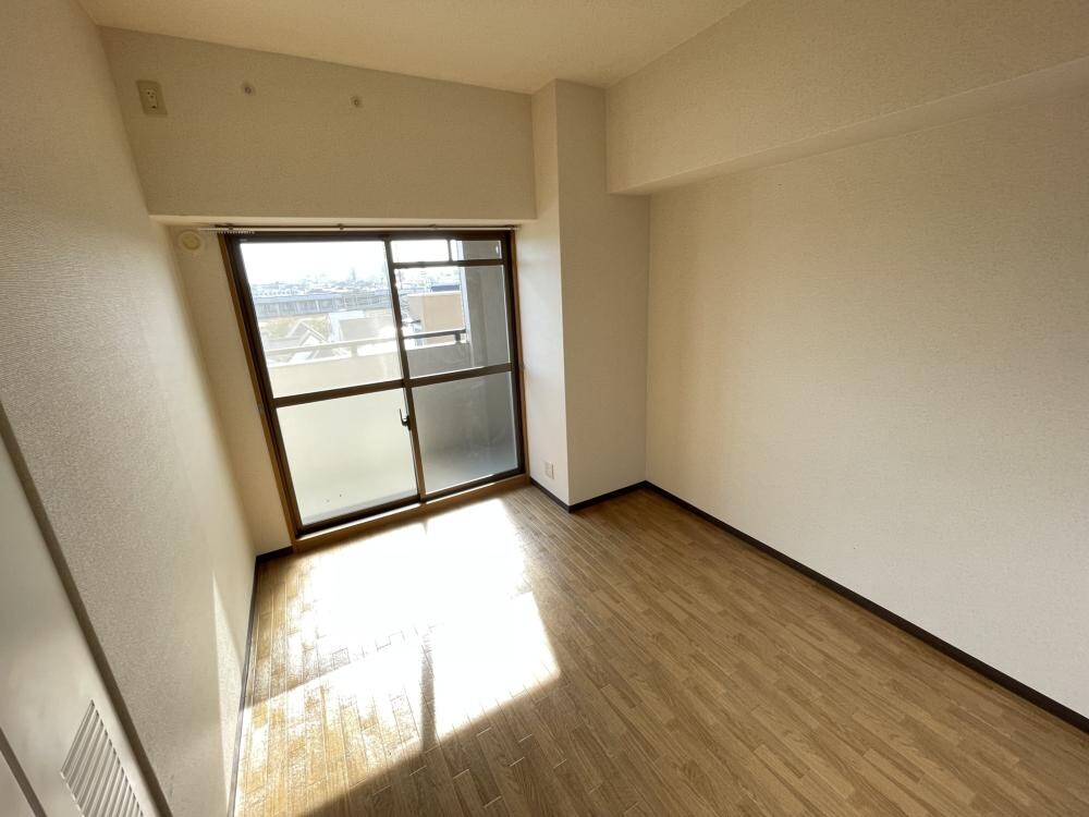 アモル甲東園の物件内観写真