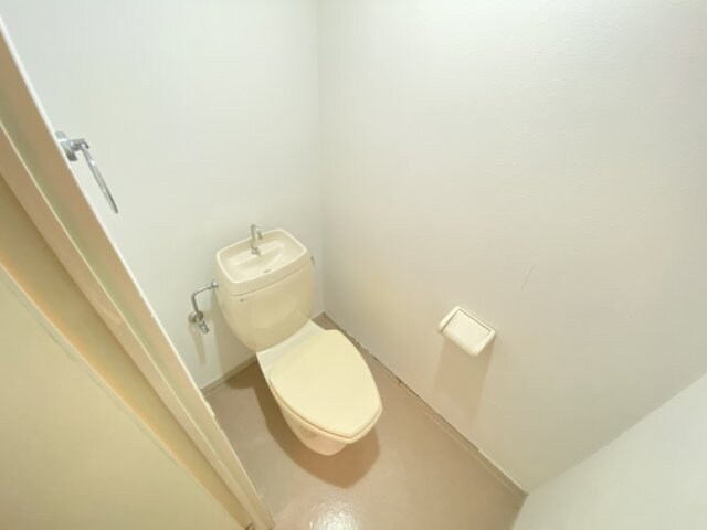 モダンアパートメント神戸宝塚2の物件内観写真