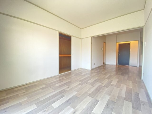 モダンアパートメント神戸宝塚2の物件内観写真