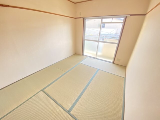 モダンアパートメント神戸宝塚2の物件内観写真