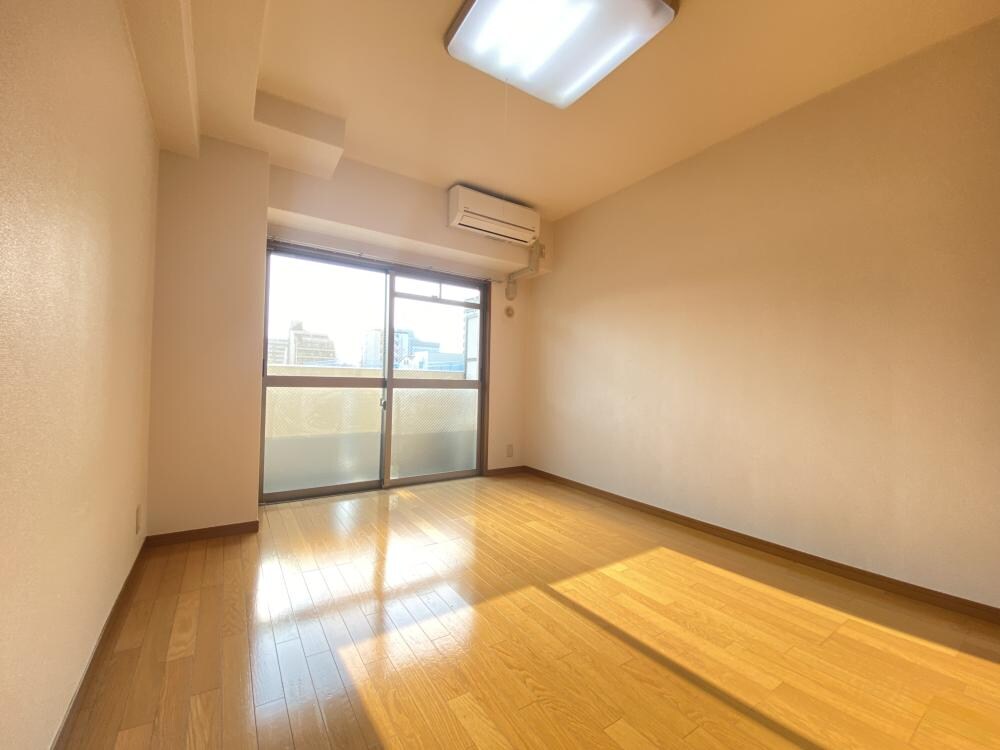 ラフィーネ伊丹2の物件内観写真