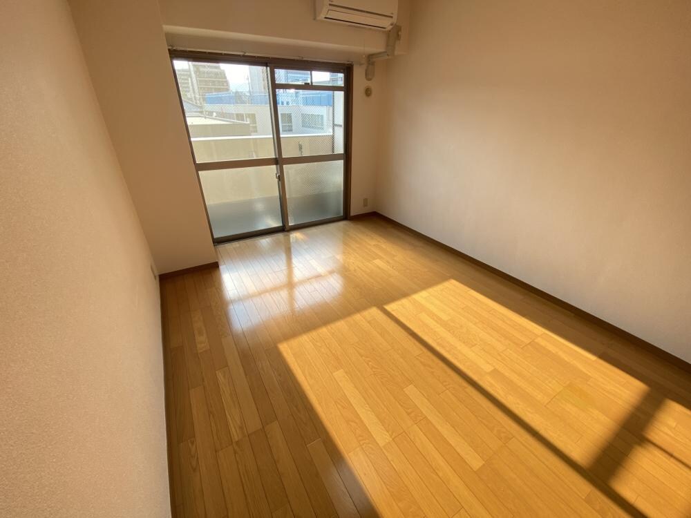 ラフィーネ伊丹2の物件内観写真