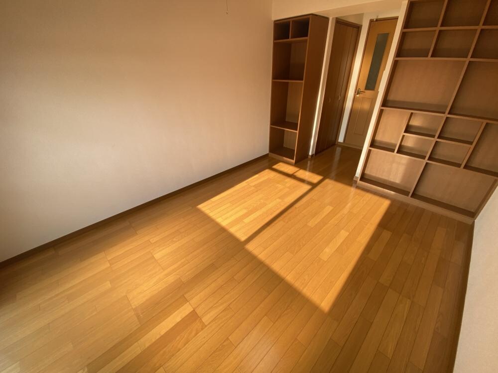 ラフィーネ伊丹2の物件内観写真