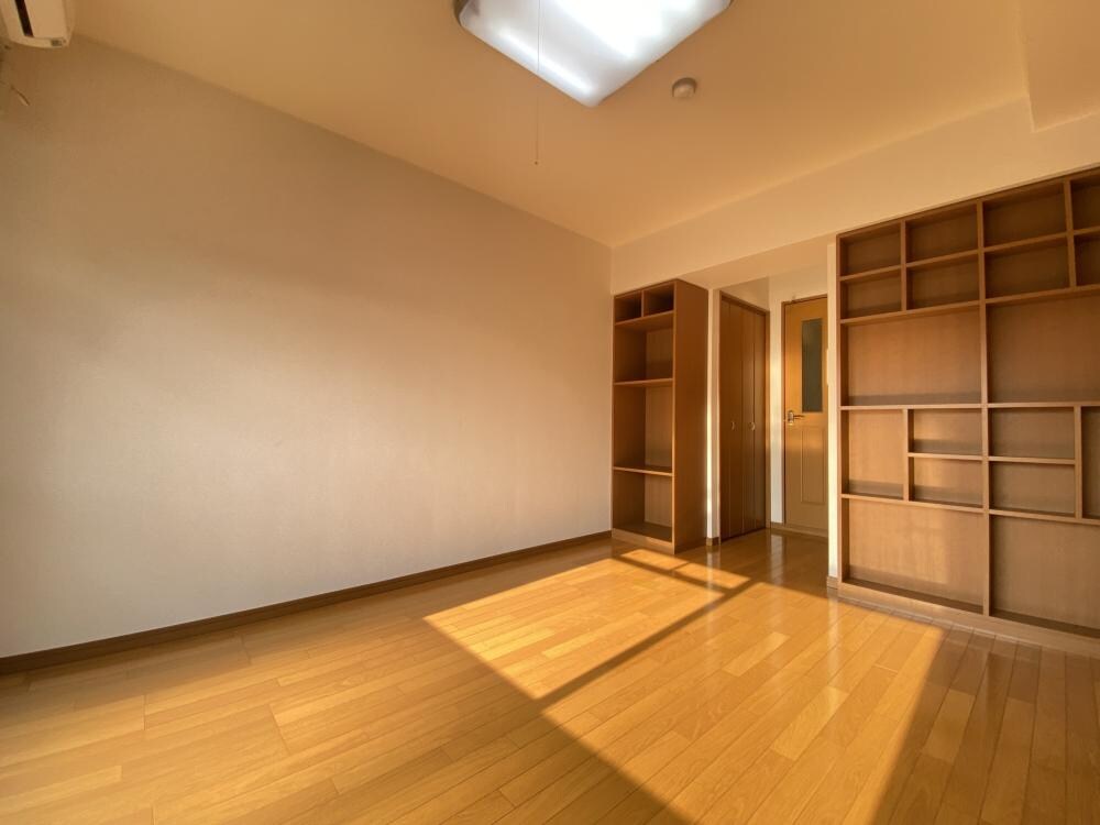 ラフィーネ伊丹2の物件内観写真