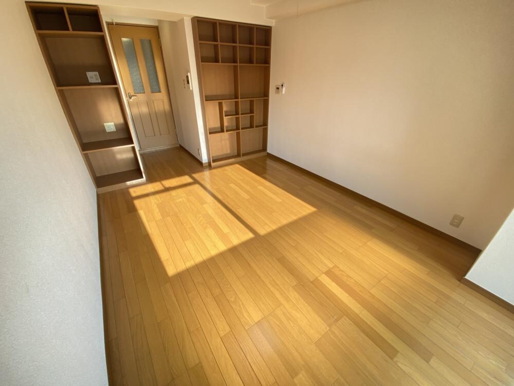 ラフィーネ伊丹2の物件内観写真