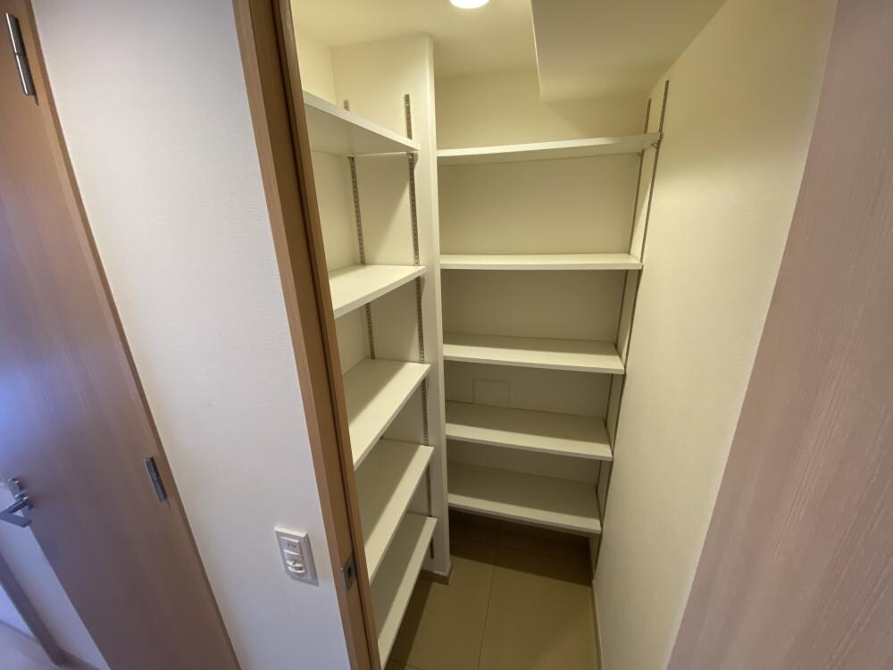 ミミエデン西北の物件内観写真