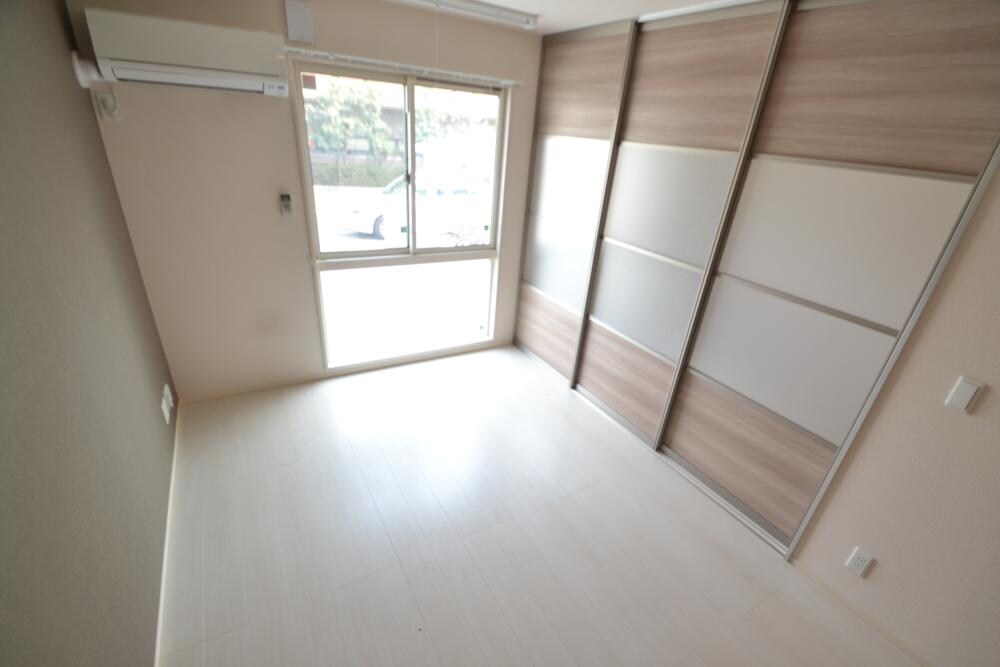 セジュール塚口町4の物件内観写真