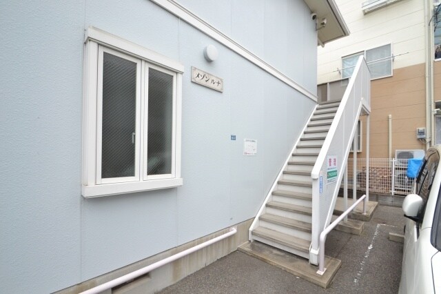 メゾンルナの物件外観写真