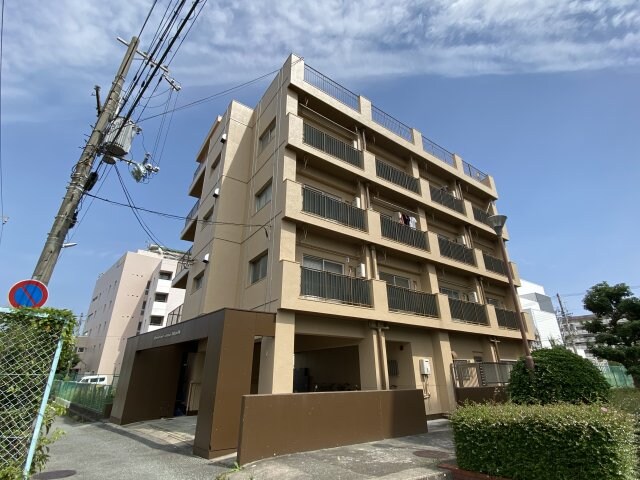 ルプリーズ西宮北口の物件外観写真