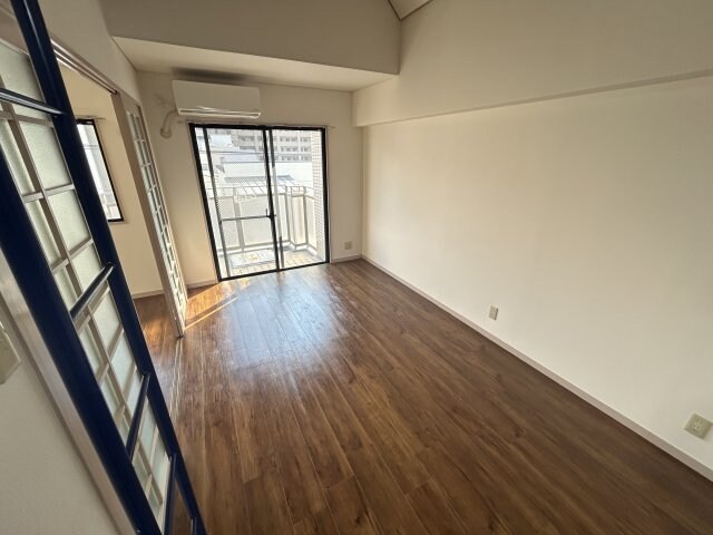 モンヴィラージュ本山の物件内観写真