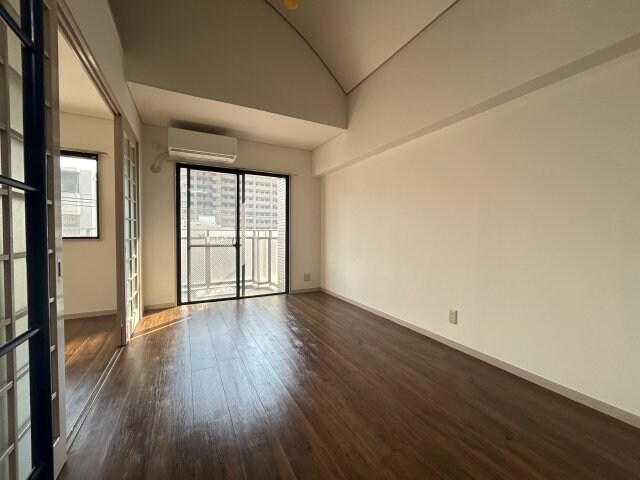 モンヴィラージュ本山の物件内観写真