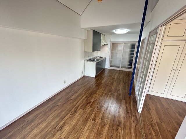 モンヴィラージュ本山の物件内観写真