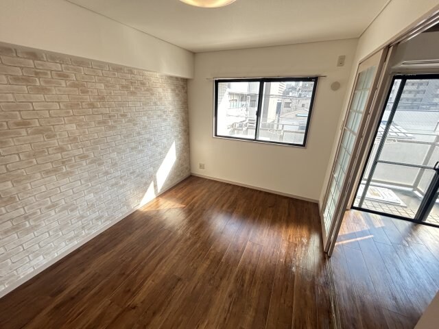 モンヴィラージュ本山の物件内観写真