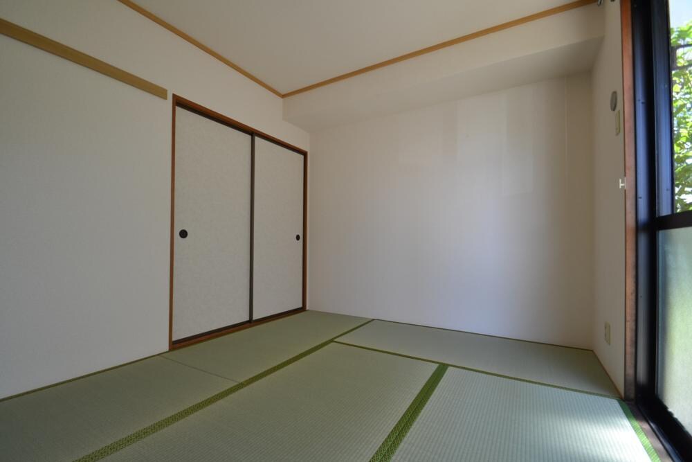 ルミエール B棟の物件内観写真