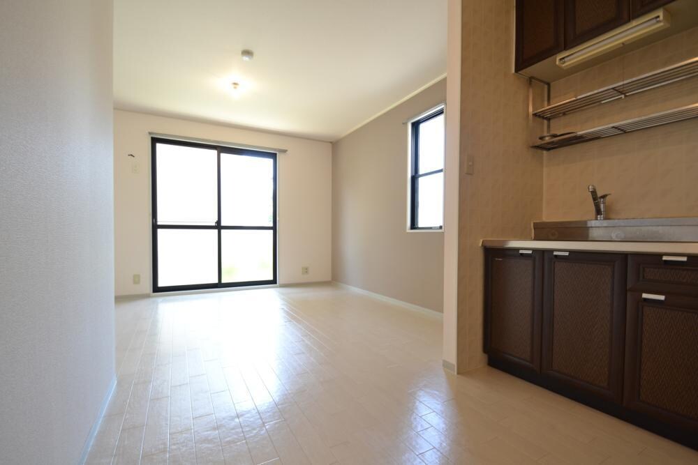 ルミエール B棟の物件内観写真