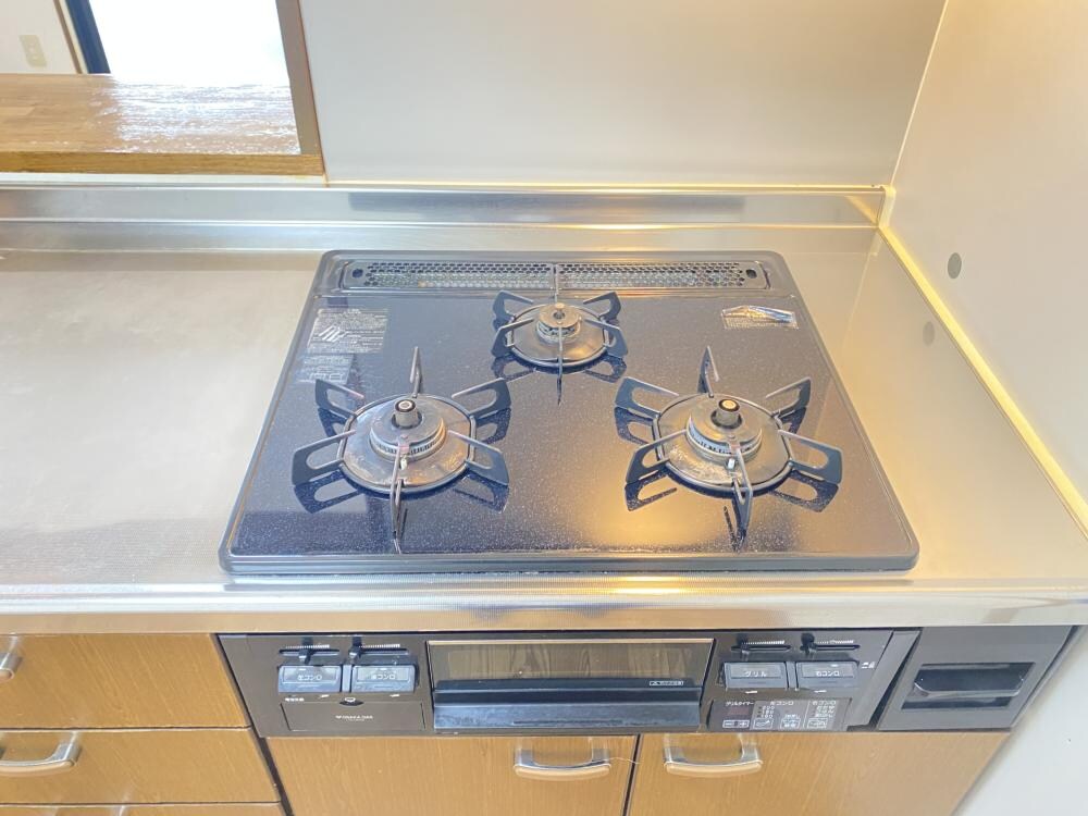 崇徳院ハイツの物件内観写真