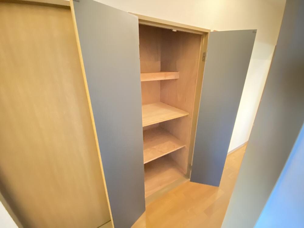 崇徳院ハイツの物件内観写真