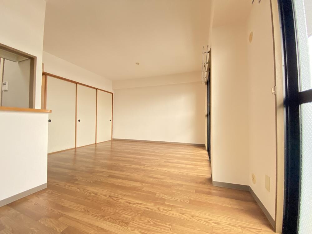 崇徳院ハイツの物件内観写真