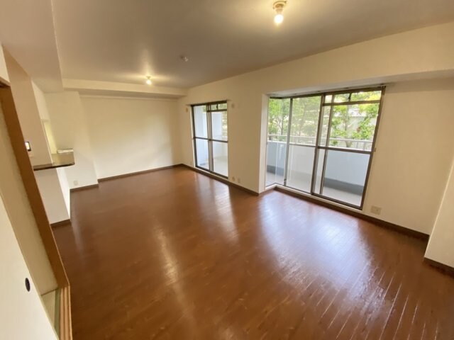 白鷹夙川マンションの物件内観写真