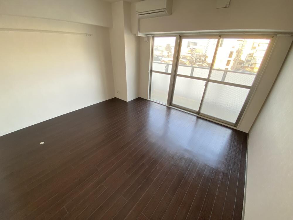 クレア・ド・ルーン伊丹の物件内観写真