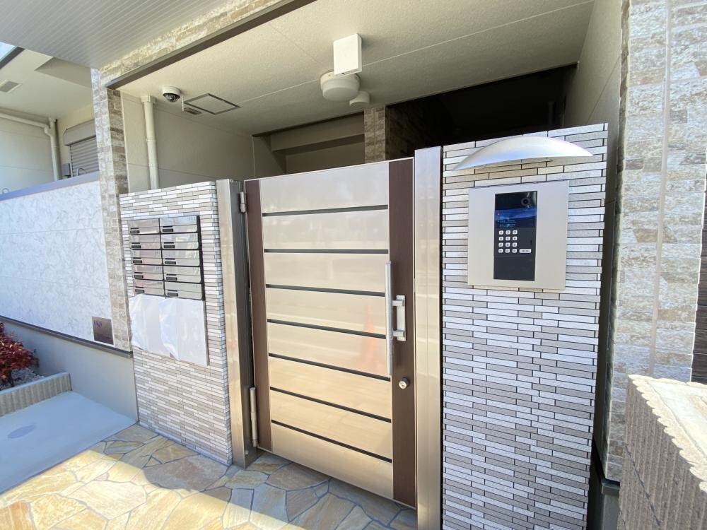 フジパレス尼崎三反田2番館の物件外観写真