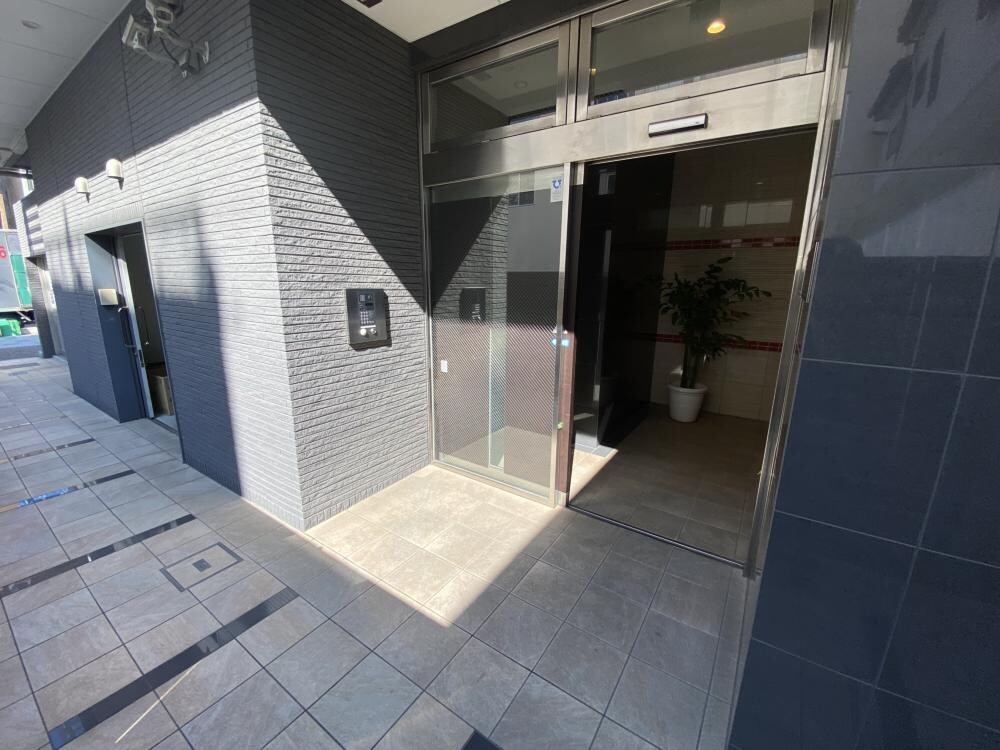 Laville1930の物件外観写真