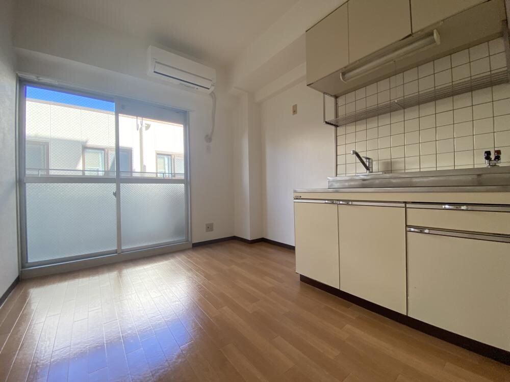 ロイヤルハイツ武庫之荘の物件内観写真