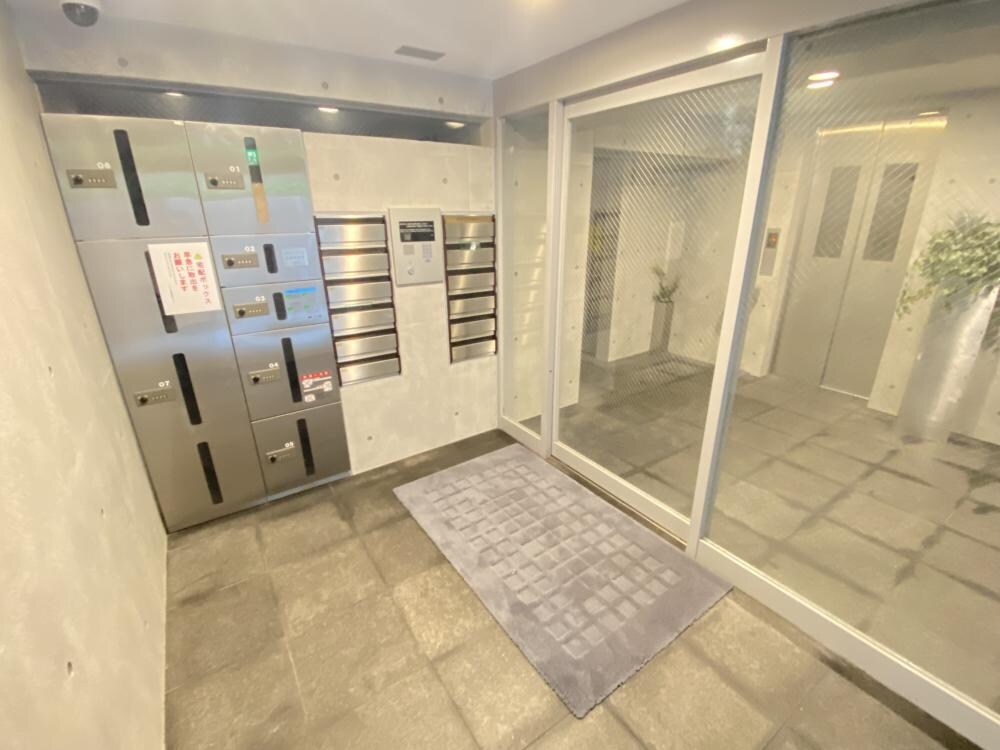 夙川フラットの物件外観写真