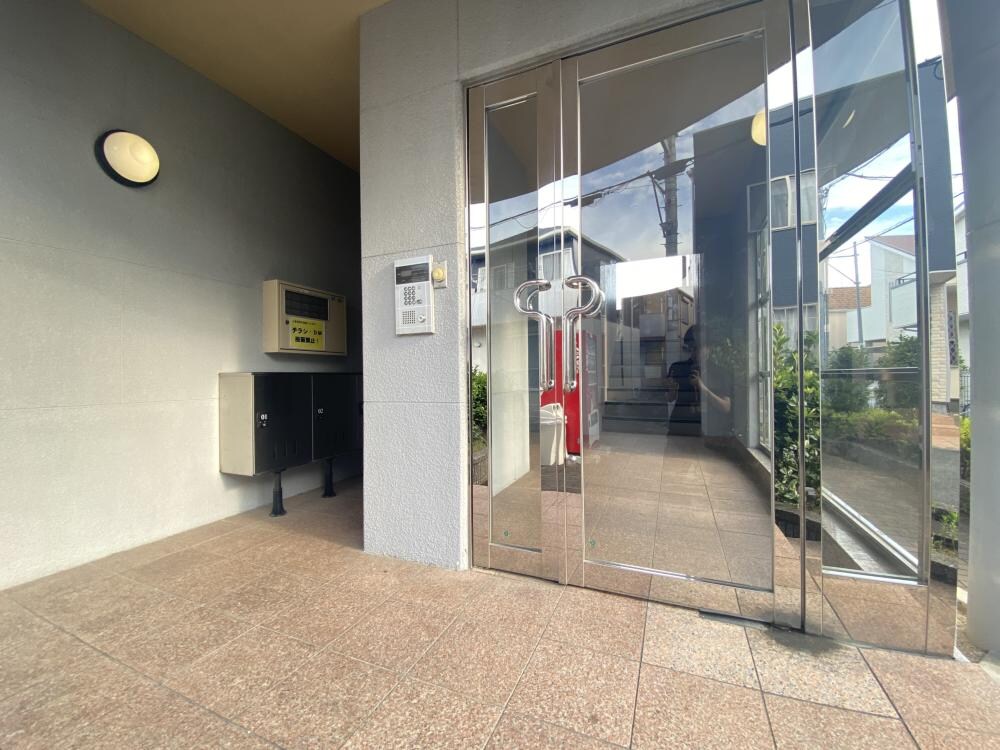 アップルロードの物件外観写真