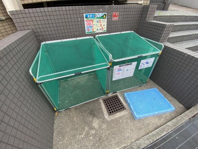 ロイヤルメゾン甲陽園2の物件外観写真