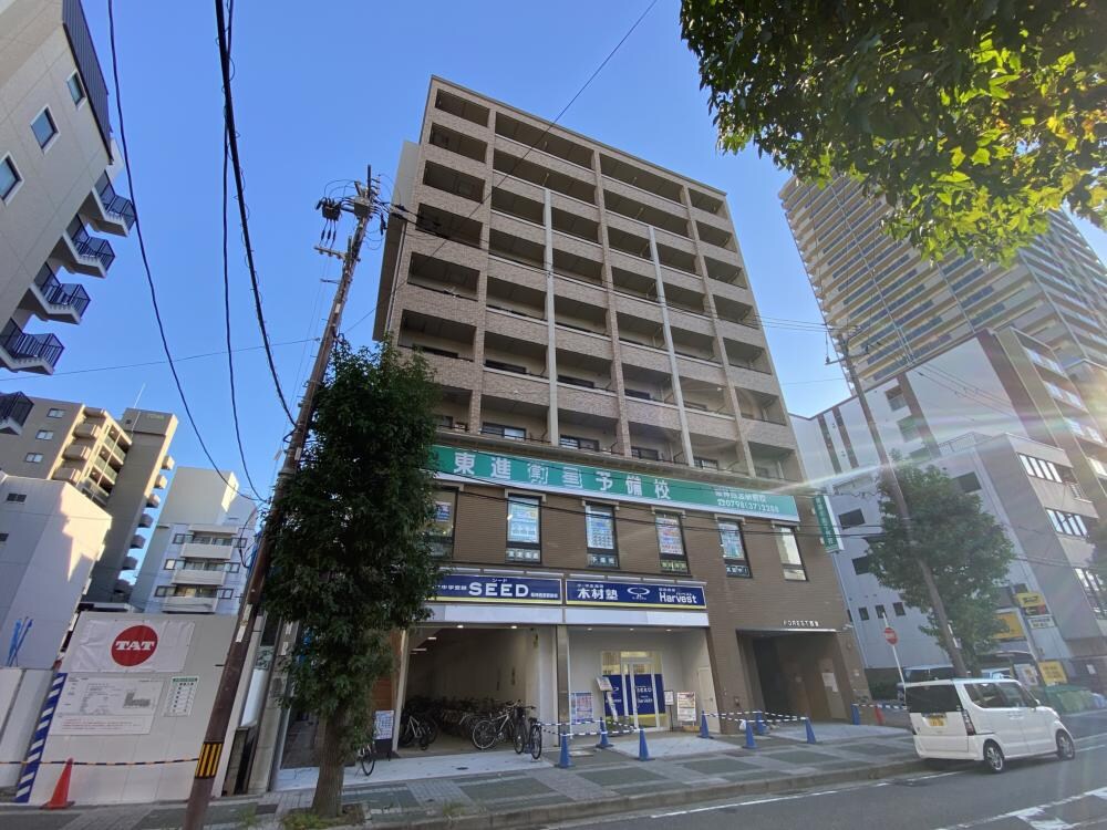 フォレスト西宮の物件外観写真