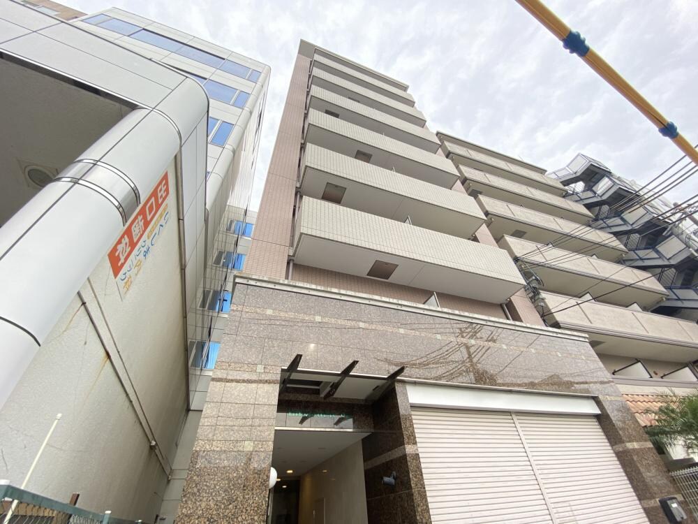 イムーブル・エピの物件外観写真